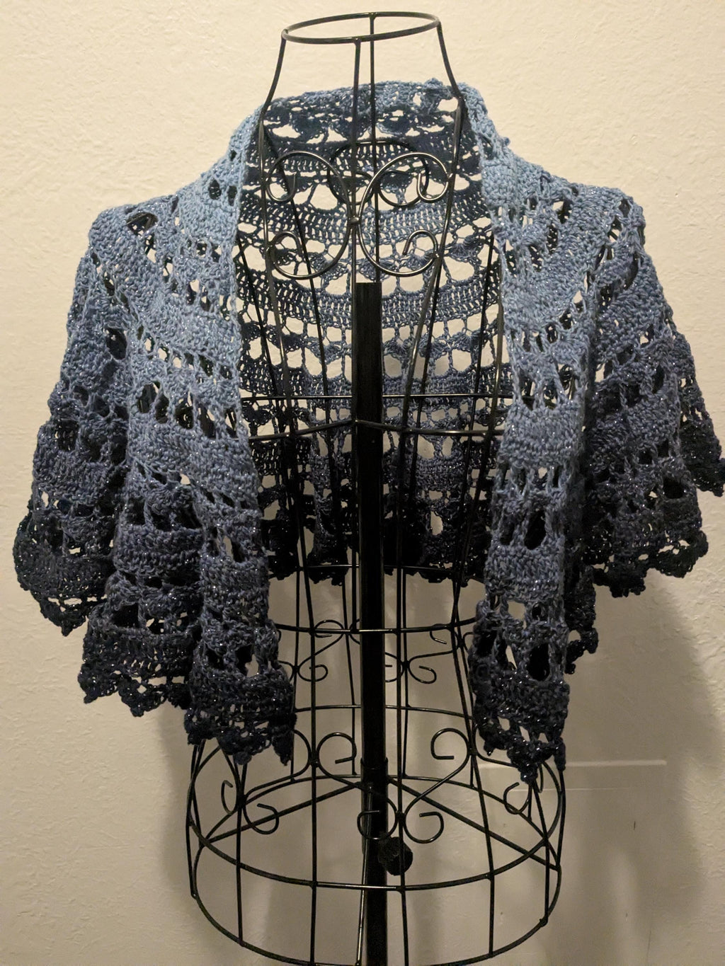 Dusk Blue Shawlette
